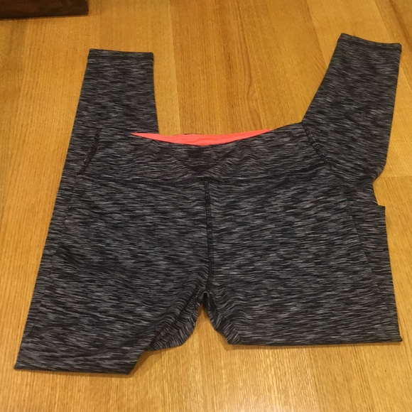 Bundle of 3 workout pants by athletic collection - Picture 5 of 8